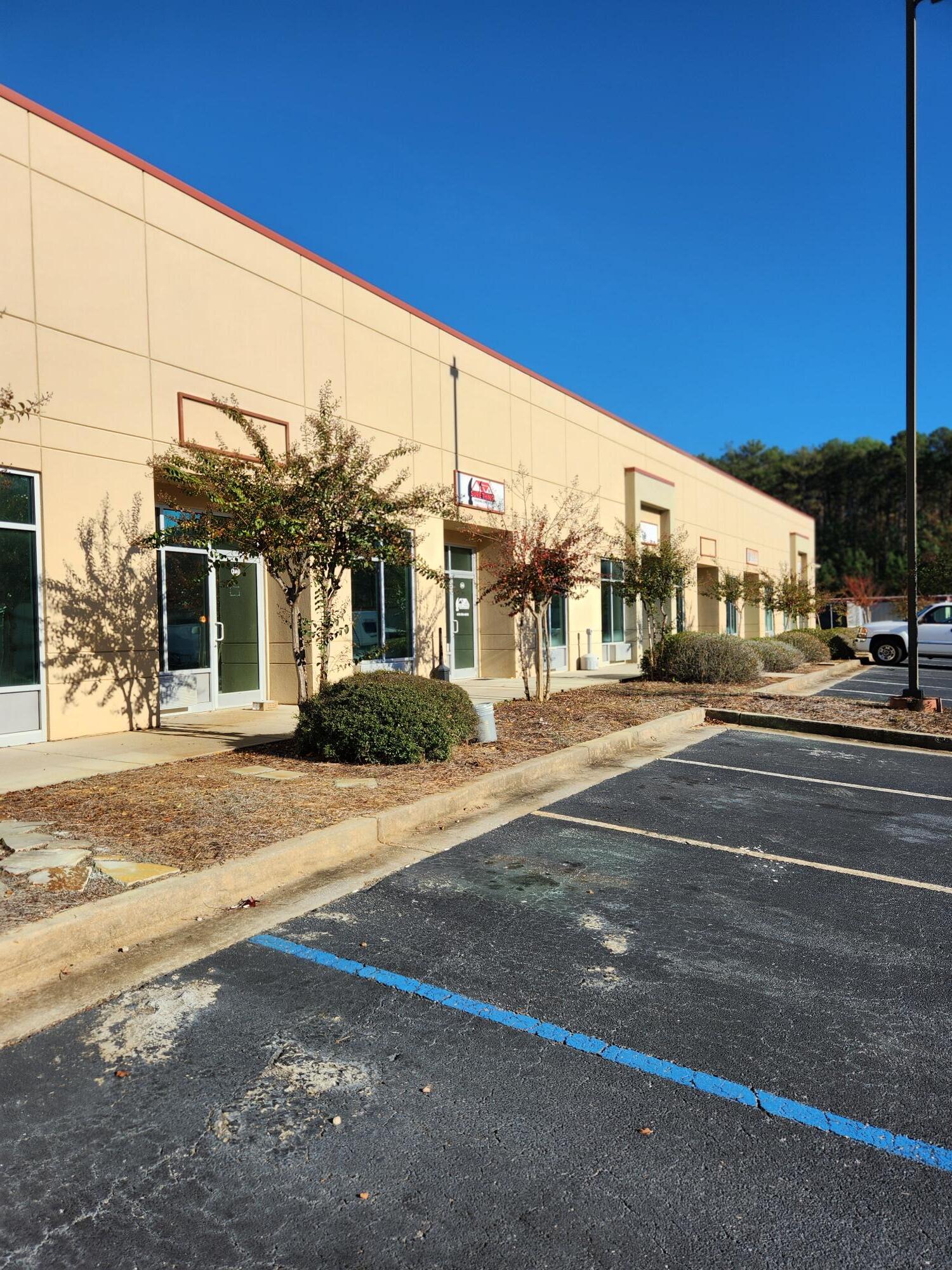 1000 Sany Way, Peachtree City, GA for lease Interior Photo- Image 1 of 12