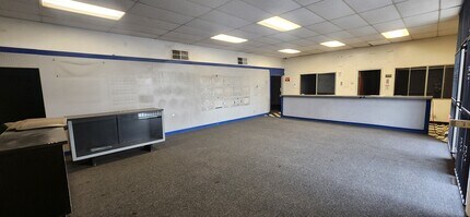 2642-2680 E Church Ave, Fresno, CA for lease Interior Photo- Image 2 of 6