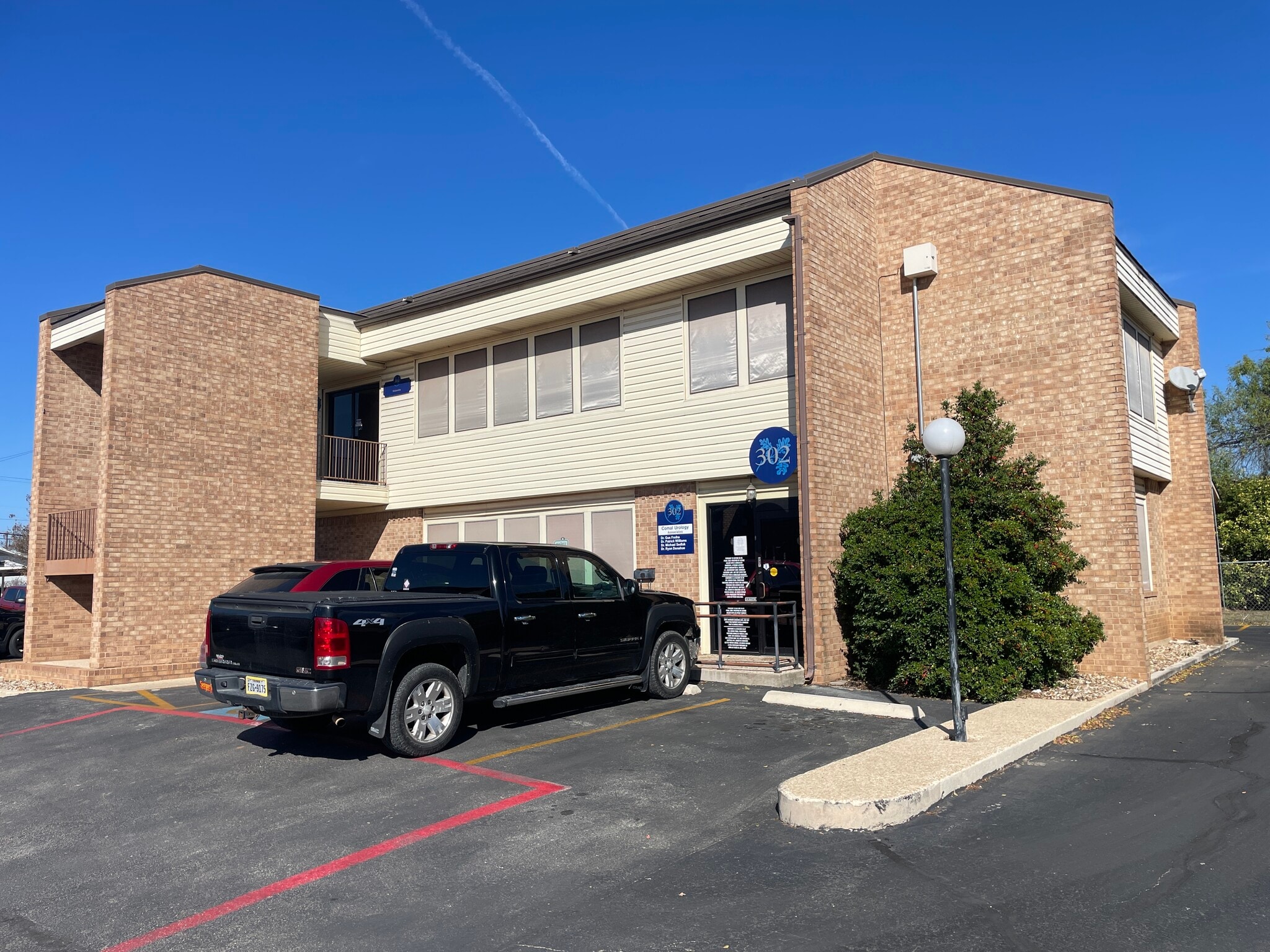 876 Loop 337, New Braunfels, TX for lease Building Photo- Image 1 of 4