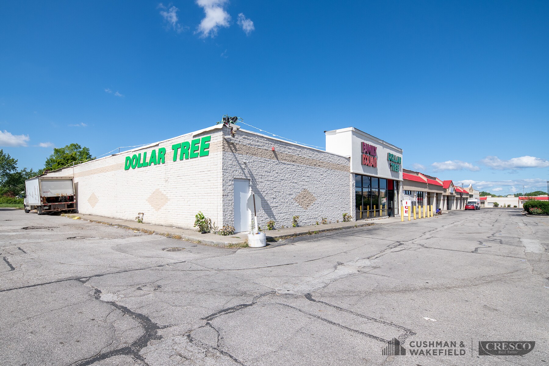 19001 Euclid Ave, Euclid, OH for sale Primary Photo- Image 1 of 1