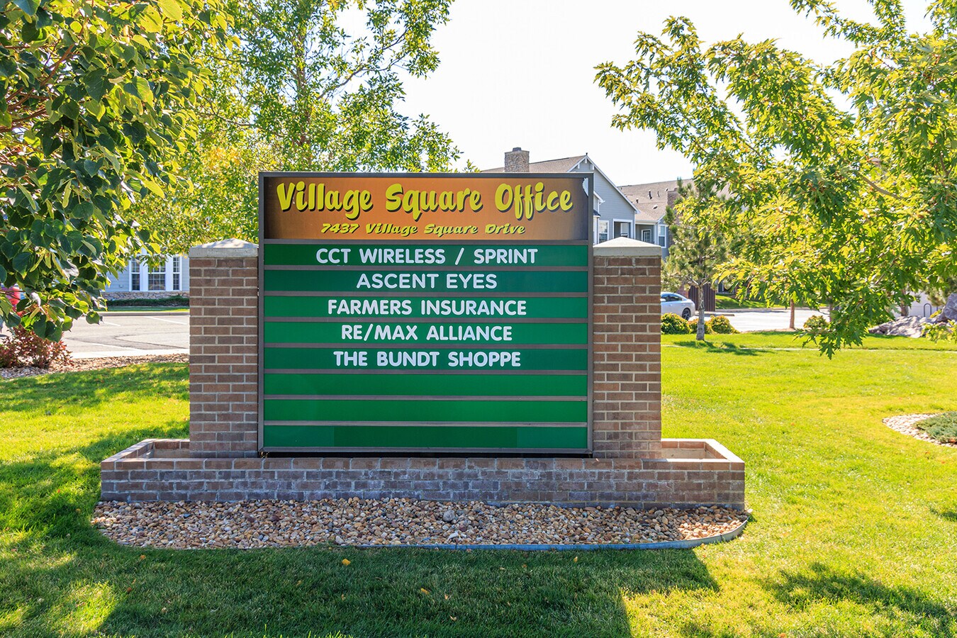 7437 Village Square Dr, Castle Pines, CO 80108