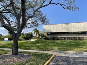 505 N John Rodes Blvd, Melbourne, FL for lease Building Photo- Image 1 of 29