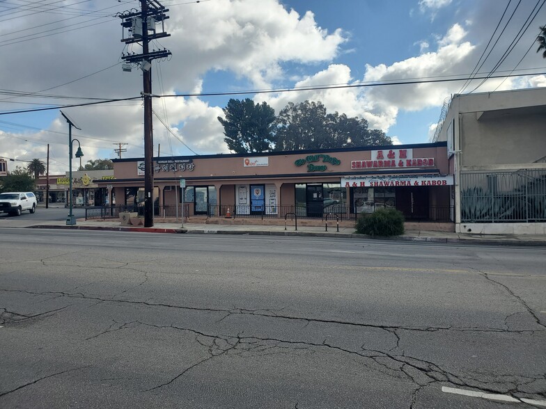 8450-8458 Reseda Blvd, Northridge, CA for sale - Building Photo - Image 1 of 1