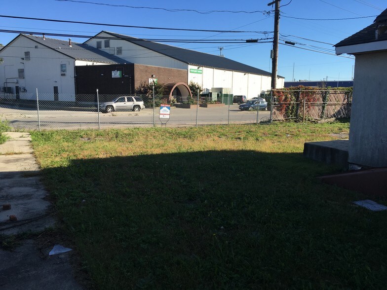 16 New St, Oceanside, NY for sale - Primary Photo - Image 1 of 1