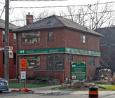 323 Eglinton Ave E, Toronto ON - Convenience Store