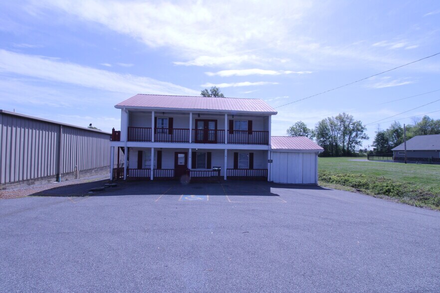 1110 Cuba Rd, Mayfield, KY for sale - Primary Photo - Image 1 of 1
