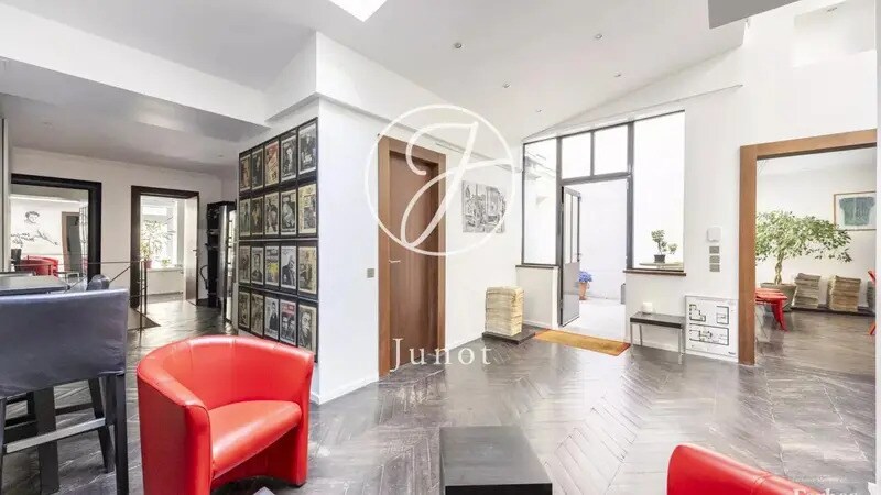 Office in Paris for sale - Building Photo - Image 2 of 16