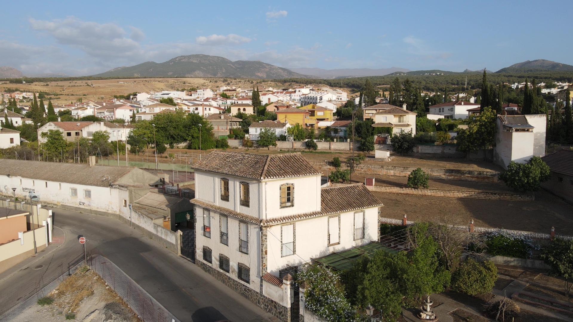 Land in La Zubia, Granada for sale Building Photo- Image 1 of 54