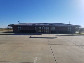 3010 Enterprise Dr, Durant, OK for lease Building Photo- Image 2 of 3