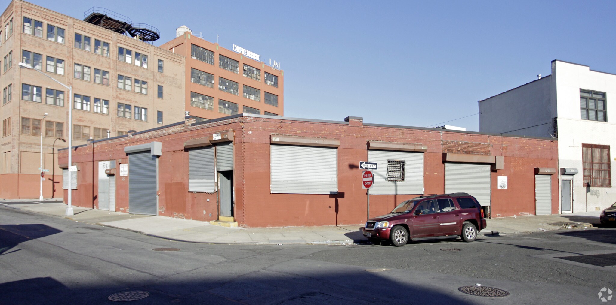 829 E 144th St, Bronx, NY for sale Primary Photo- Image 1 of 1