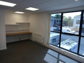 Bell Close, Plymouth for lease Interior Photo- Image 2 of 5