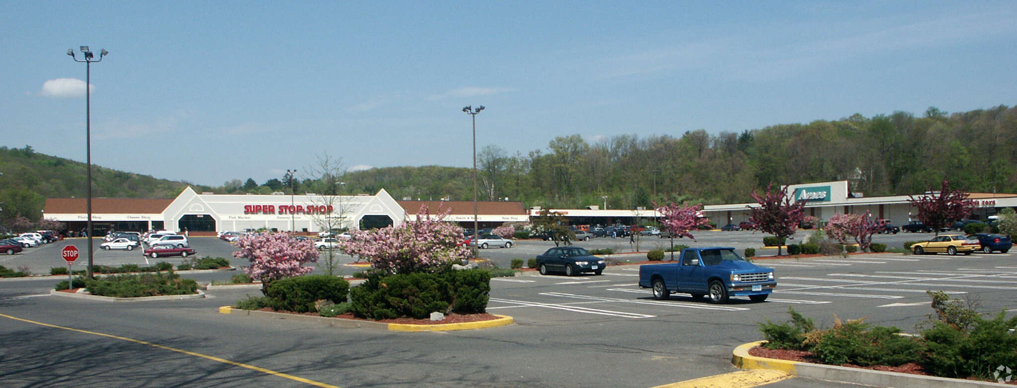 727-820 Rubber Ave, Naugatuck, CT for lease Building Photo- Image 1 of 3