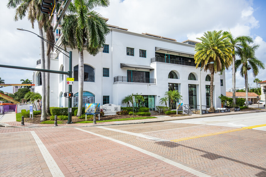 490 E Palmetto Park Rd, Boca Raton, FL for lease - Primary Photo - Image 1 of 24