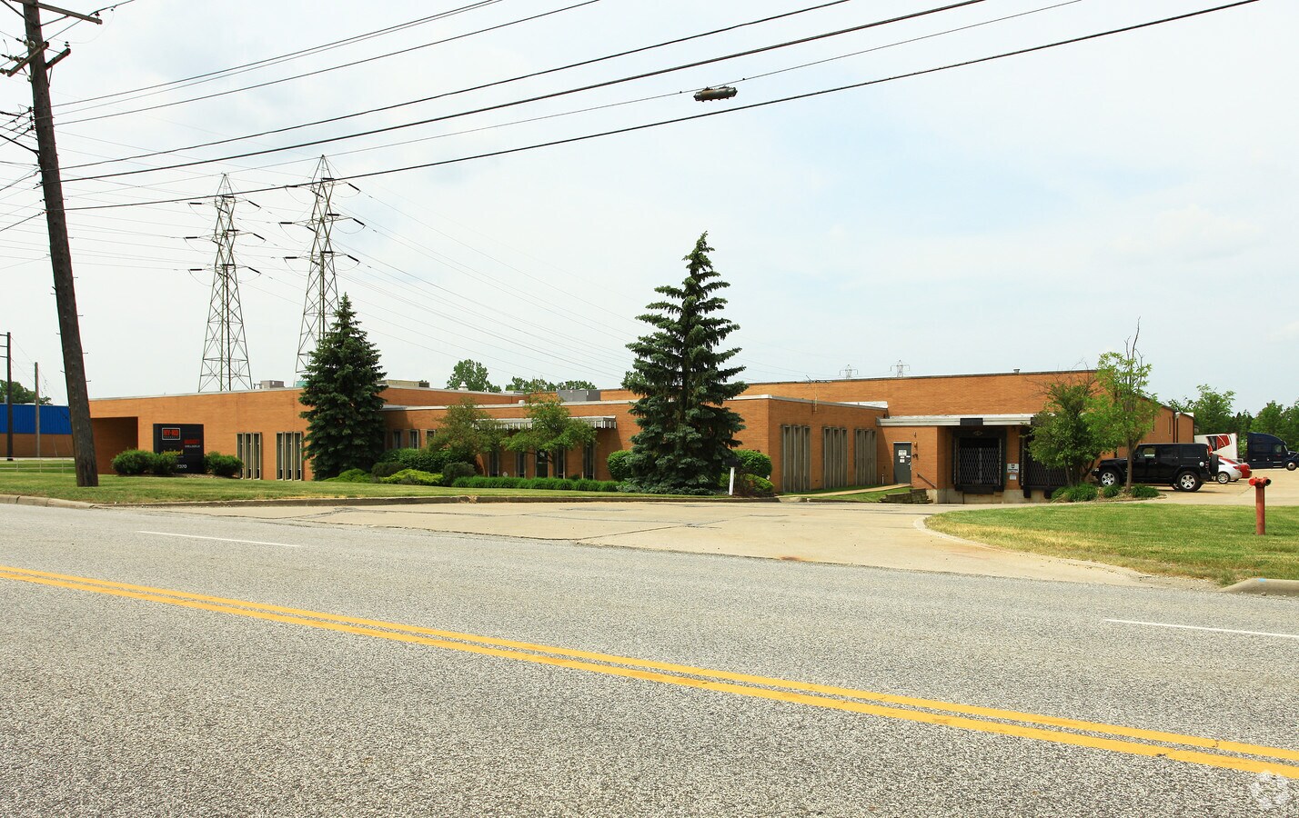 7370 Northfield Rd, Walton Hills, OH, 44146 Industrial Space For