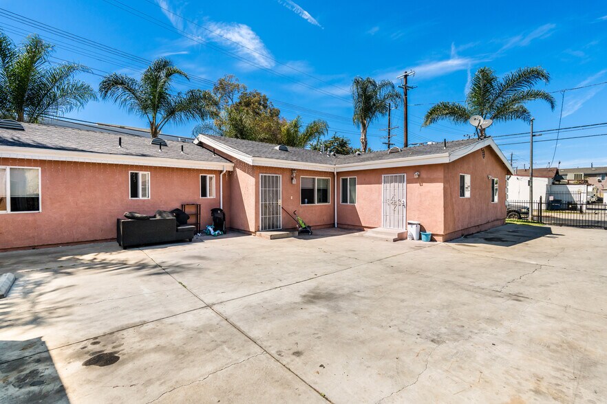 660 W 94th St, Los Angeles, CA for sale - Building Photo - Image 3 of 14