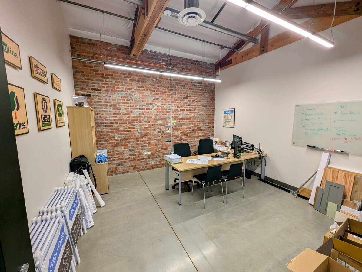 View Photo