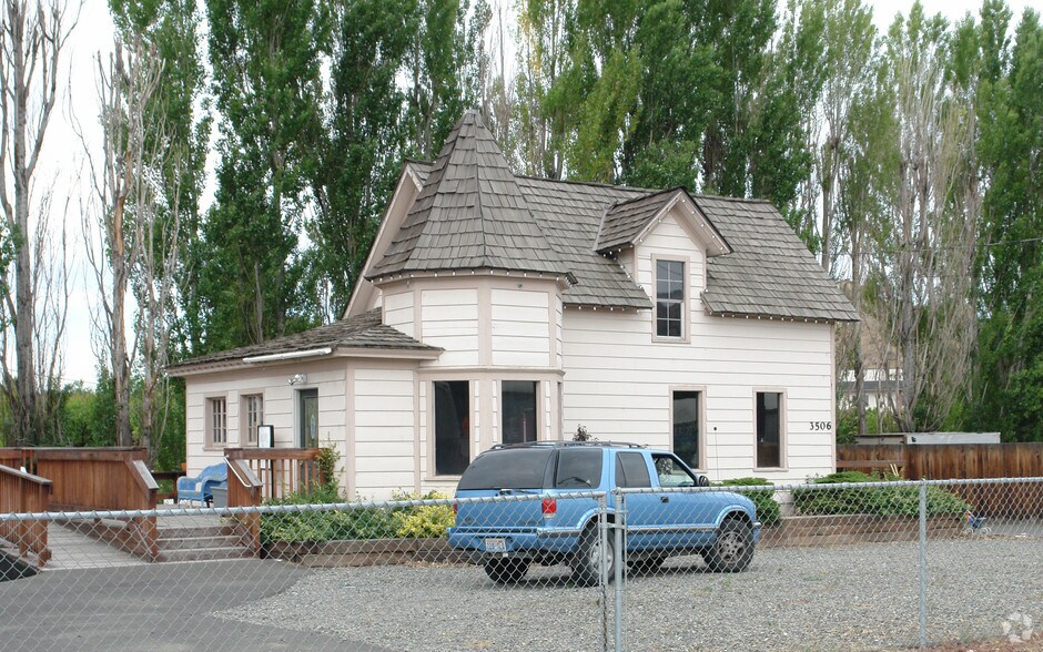 3506 Fruitvale Blvd, Yakima, WA for sale - Primary Photo - Image 1 of 1