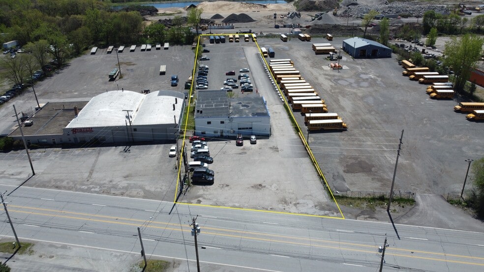 6515 Melton Rd, Gary, IN 46403