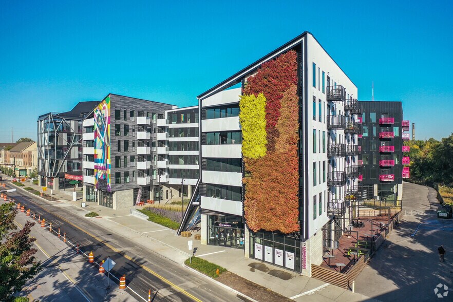 440-500 W Broad St, Columbus, OH for lease - Primary Photo - Image 2 of 7