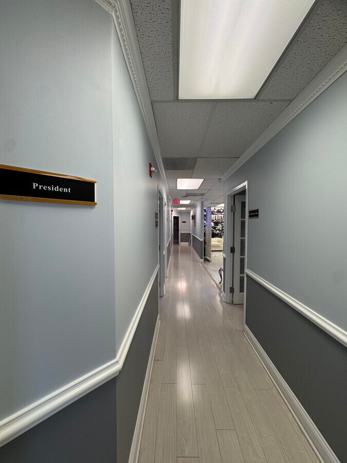 438 N Frederick Ave, Gaithersburg, MD 20877 - Unit 225 - - Interior Photo - Image 2 of 11