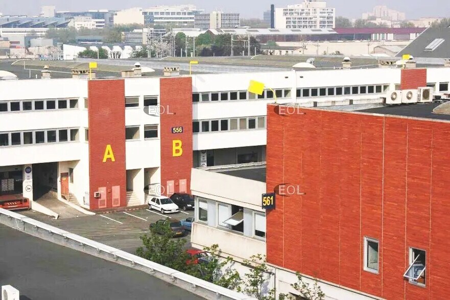 Industrial in Saint-Ouen-sur-Seine for lease - Building Photo - Image 2 of 6