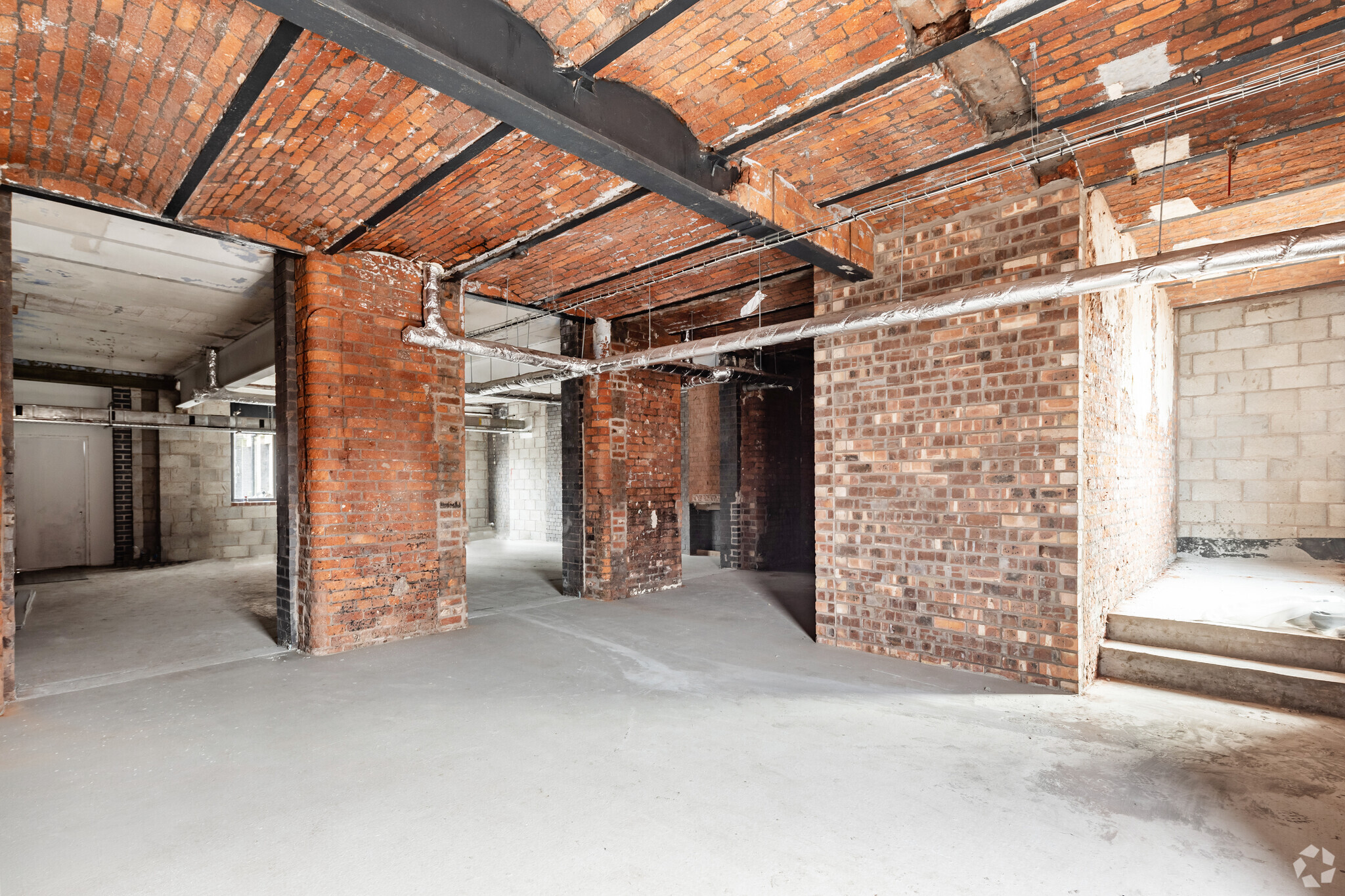 Water St, Stockport for lease Interior Photo- Image 1 of 3