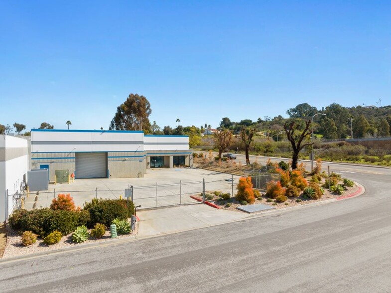 293 Venture St, San Marcos, CA for lease - Primary Photo - Image 1 of 6