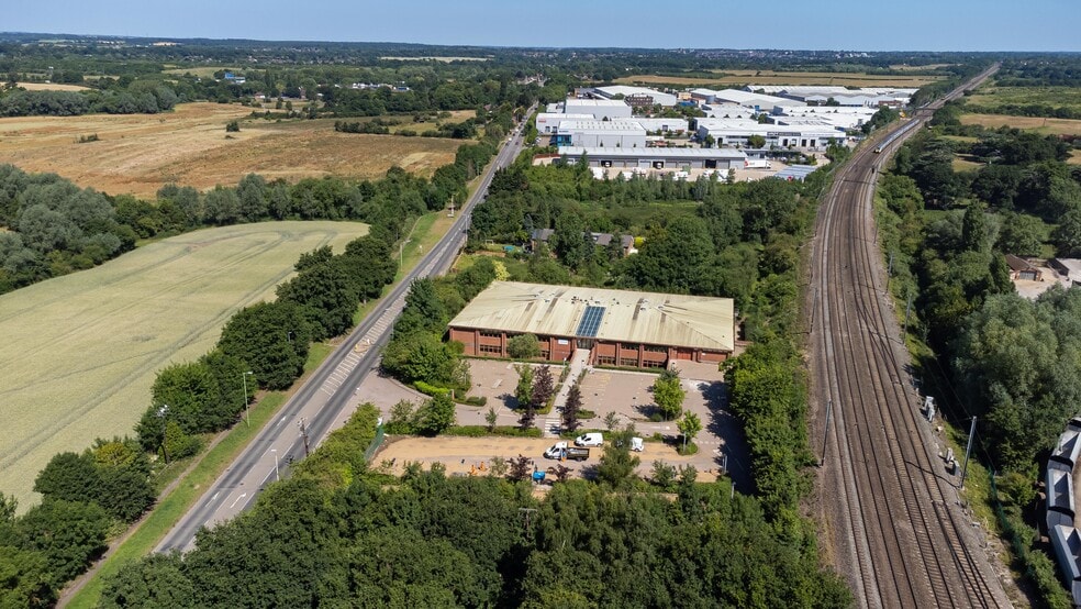 Watling St, Radlett for sale - Building Photo - Image 3 of 9