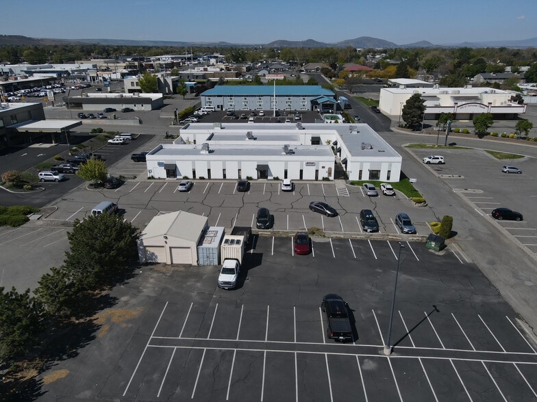 320 N Johnson St, Kennewick, WA for sale - Building Photo - Image 3 of 32