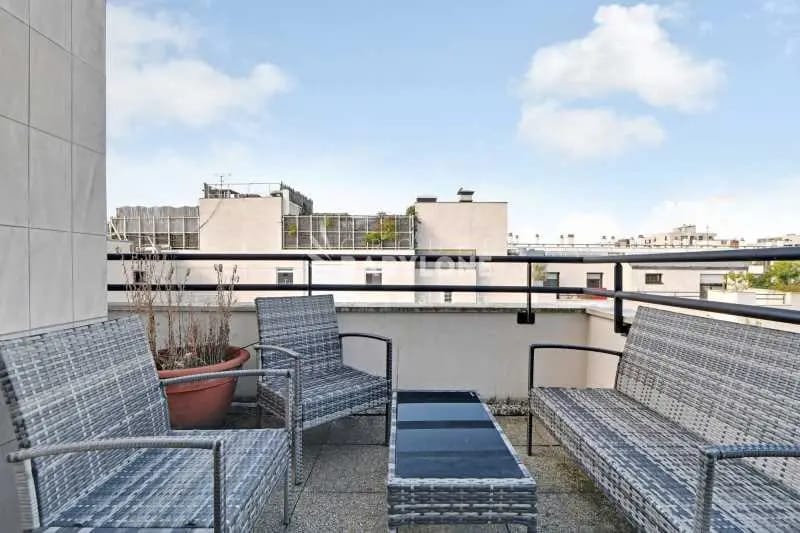 121-123 Rue Edouard Vaillant, Levallois-Perret for sale - Building Photo - Image 3 of 11