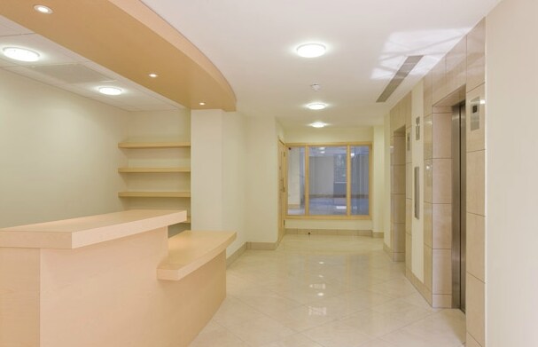 Railway Appr, Wallington for lease - Building Photo - Image 2 of 5