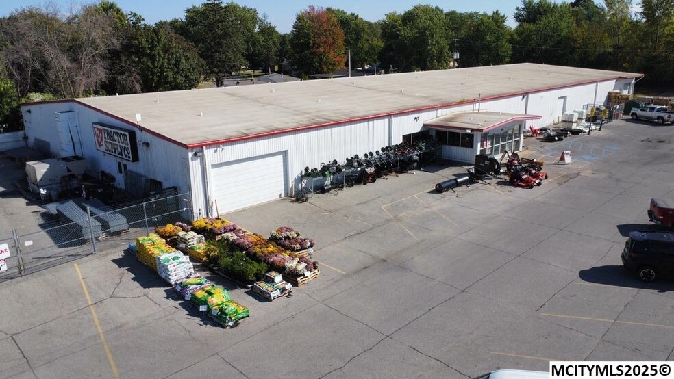 1905 4th St SW, Mason City, IA for sale - Primary Photo - Image 1 of 1