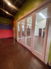 4422 Live Oak St, Dallas, TX for lease Building Photo- Image 2 of 32