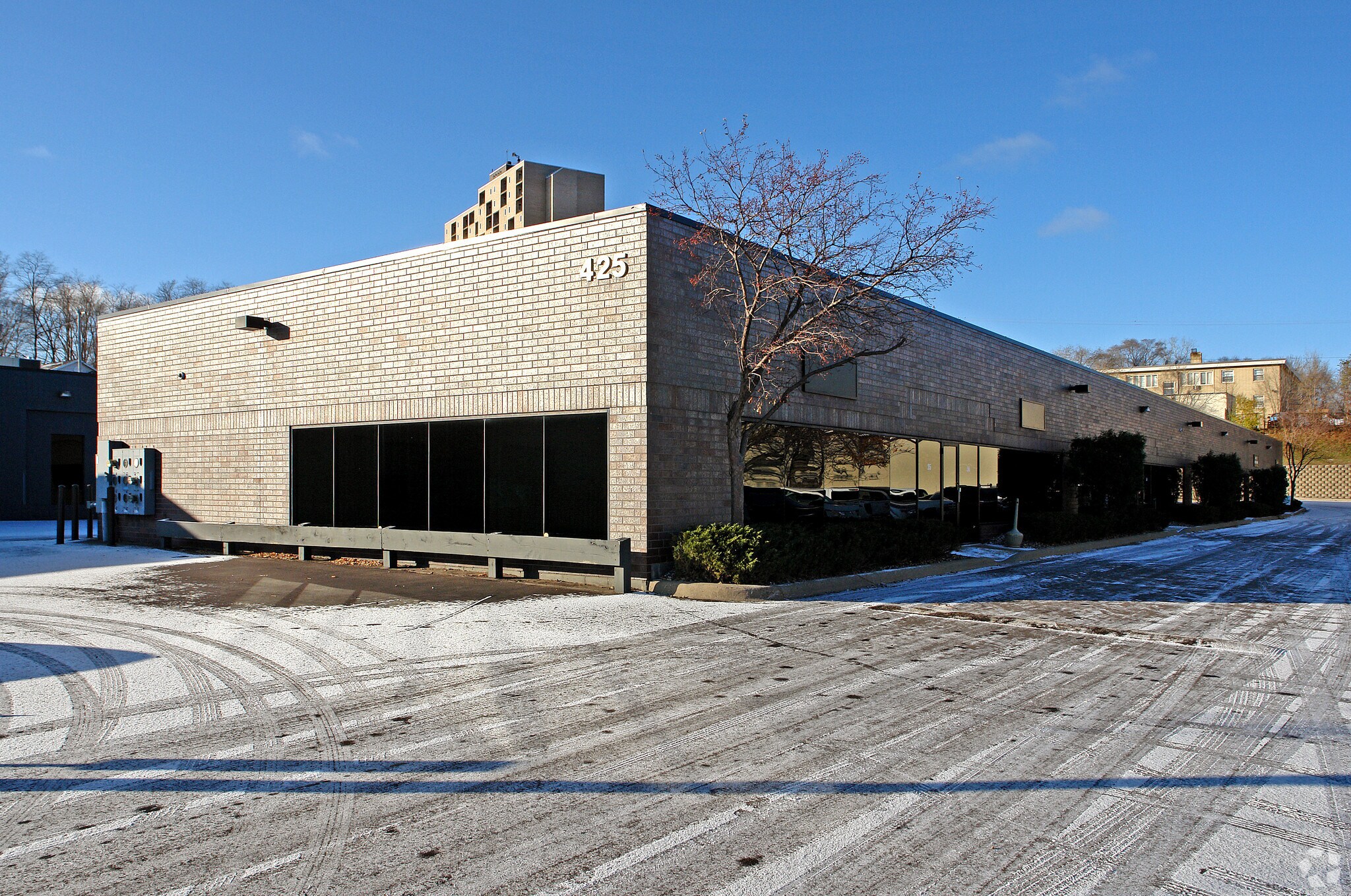 425 Etna St, Saint Paul, MN for sale Primary Photo- Image 1 of 1