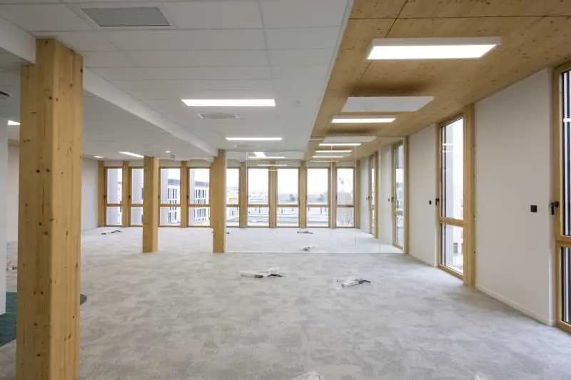 10 Rue Henri Legay, Villeurbanne for lease Building Photo- Image 1 of 7