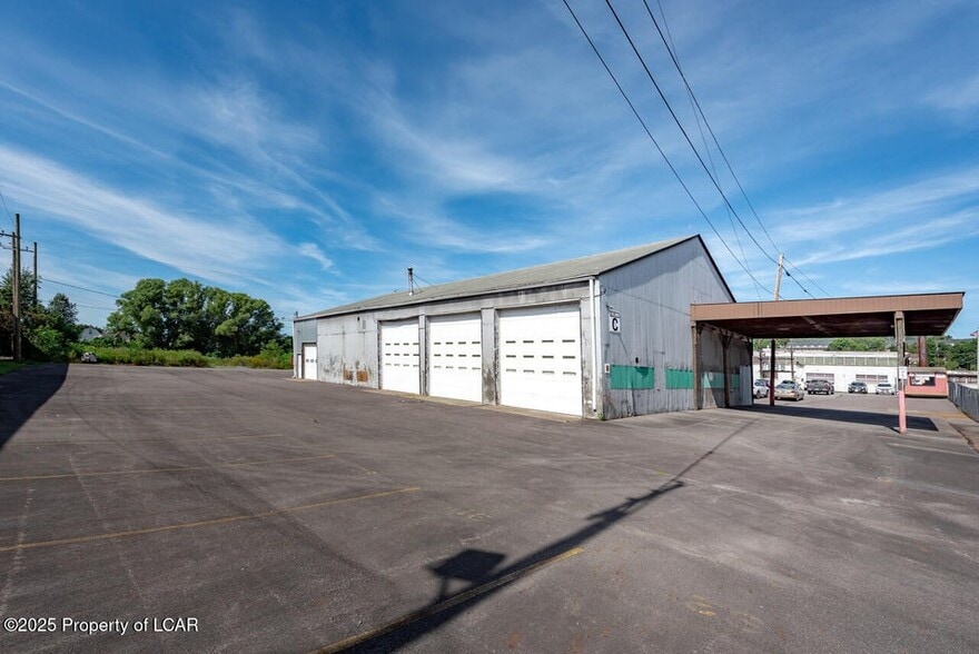 232 Division St, Kingston, PA for lease - Building Photo - Image 3 of 12