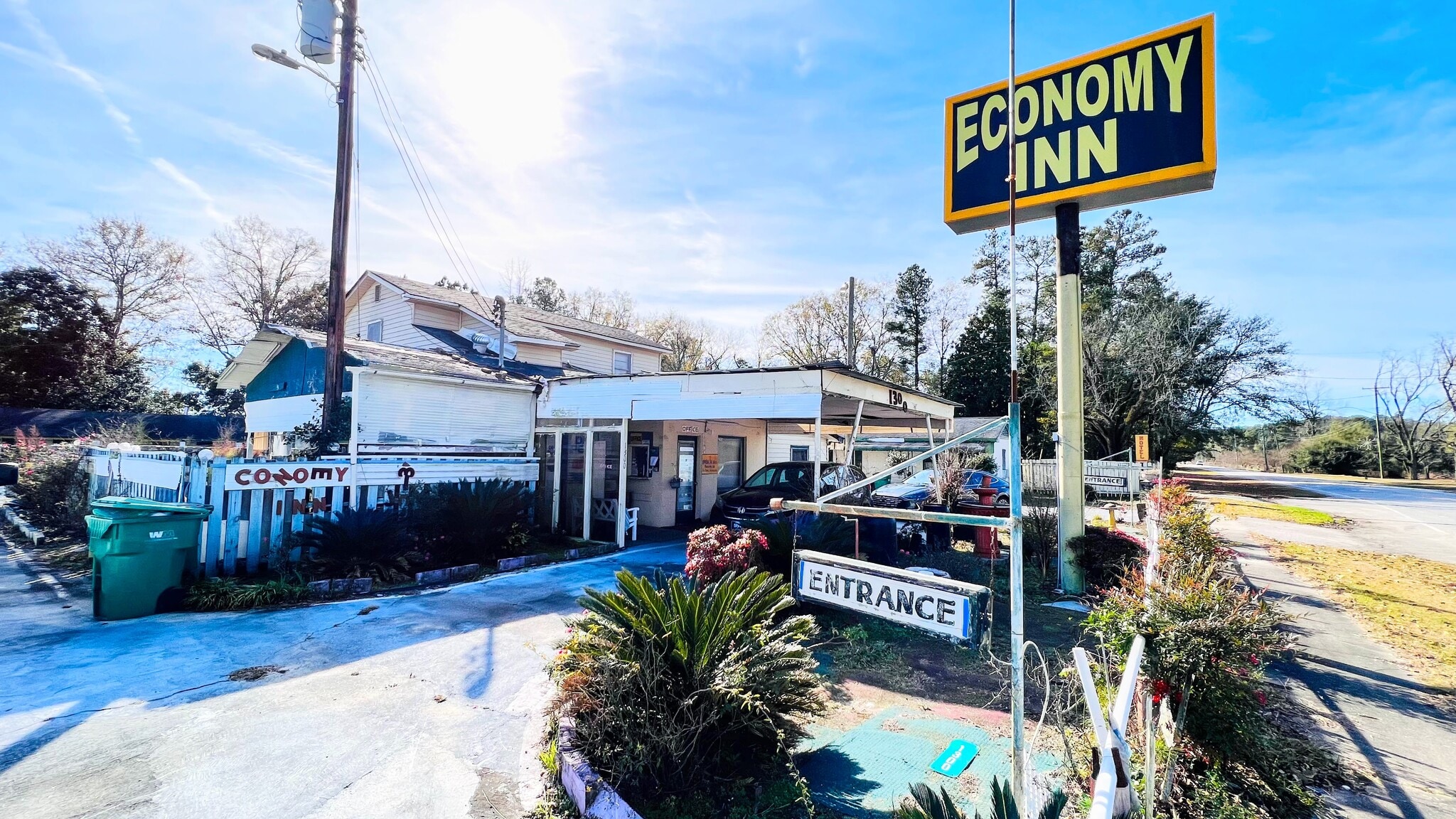 1330 Main St, Turbeville, SC 29162 Economy Inn Motel