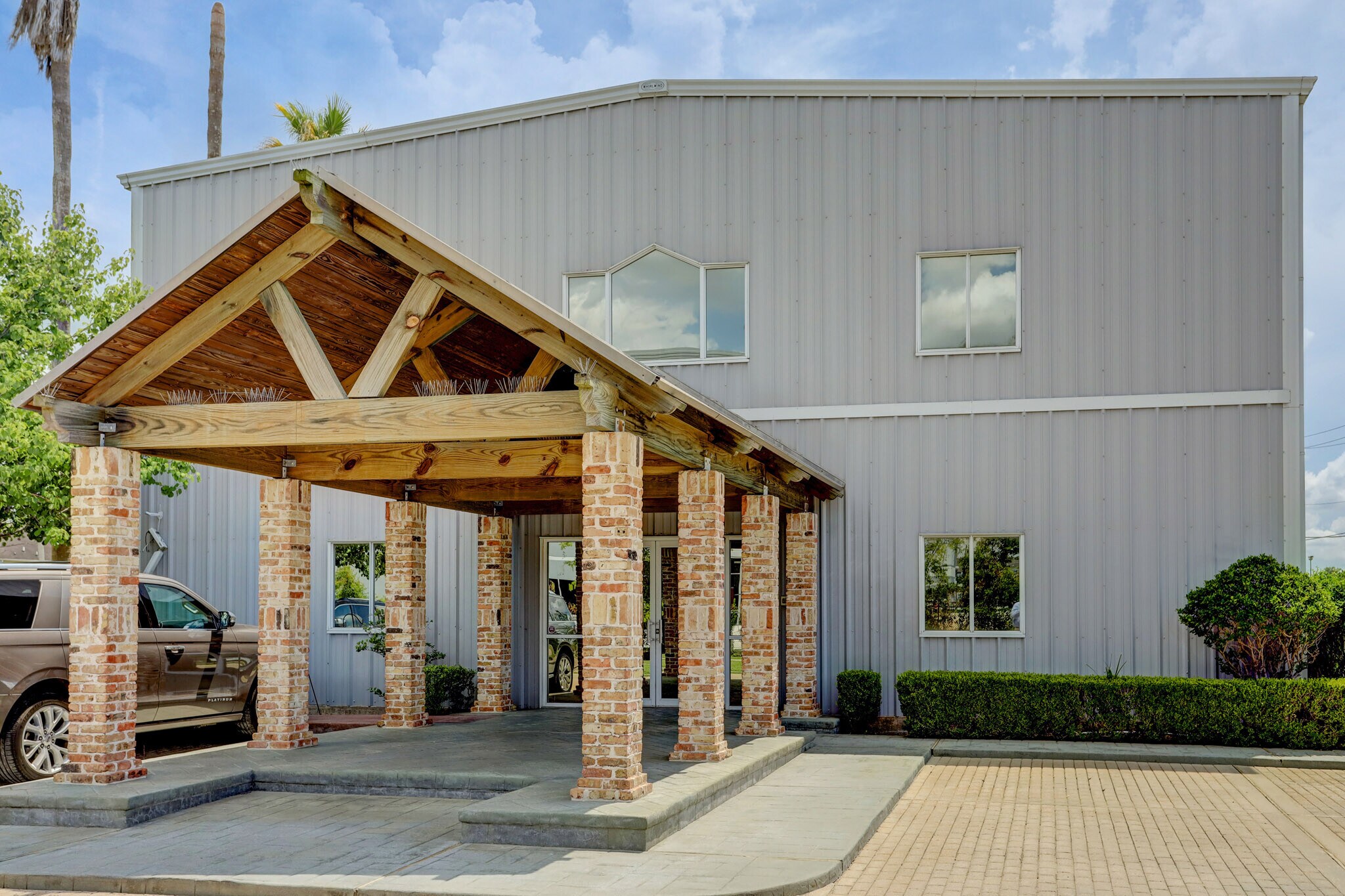 1810 Cravens Rd, Stafford, TX for sale Primary Photo- Image 1 of 1