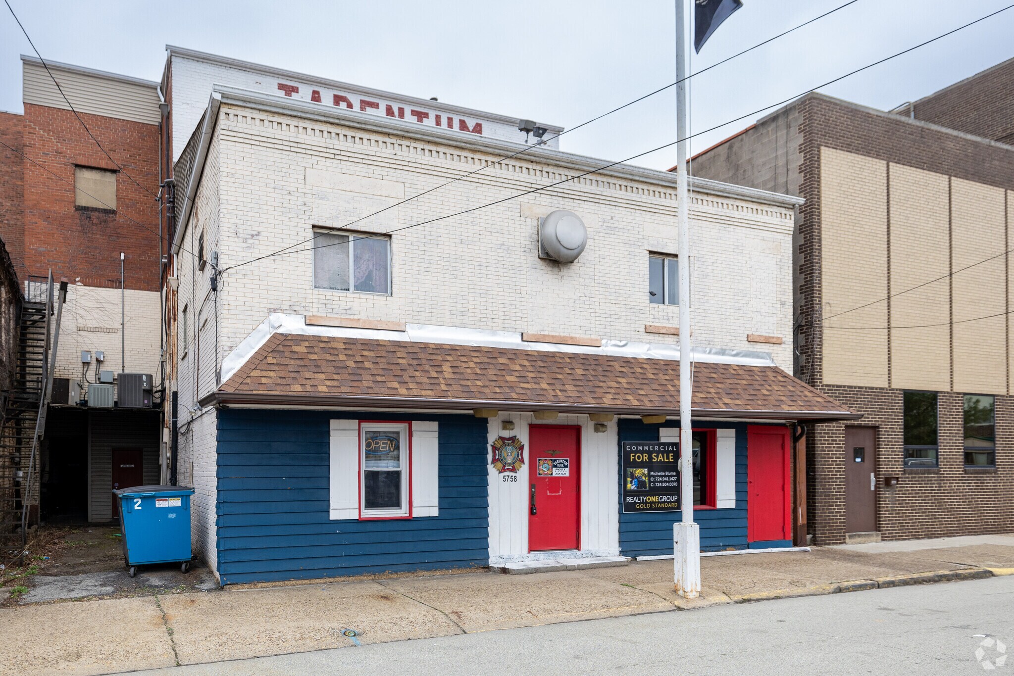 208 E 4th Ave, Tarentum, PA for sale Primary Photo- Image 1 of 1