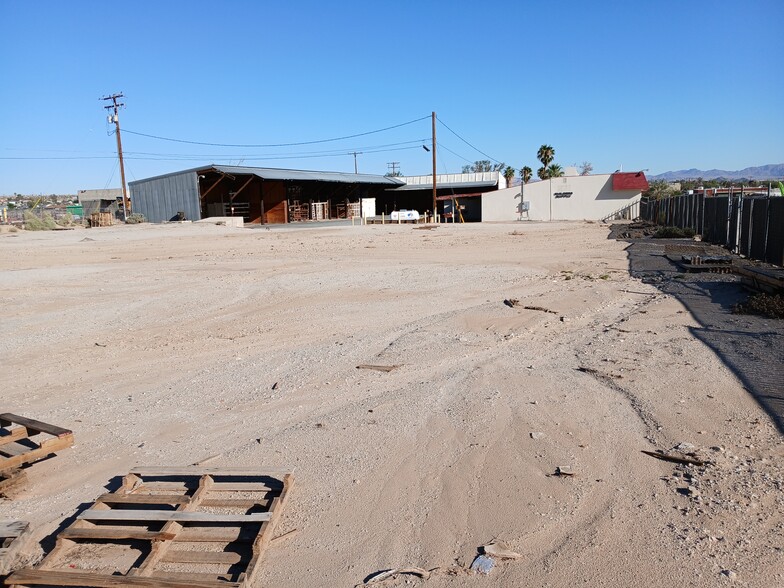6854 Adobe Rd, 29 Palms, CA for sale - Building Photo - Image 3 of 8