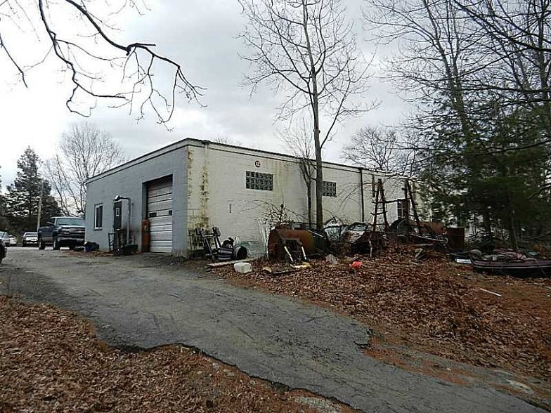 2011-2013 New London Tpke, Coventry, RI for sale - Building Photo - Image 3 of 4