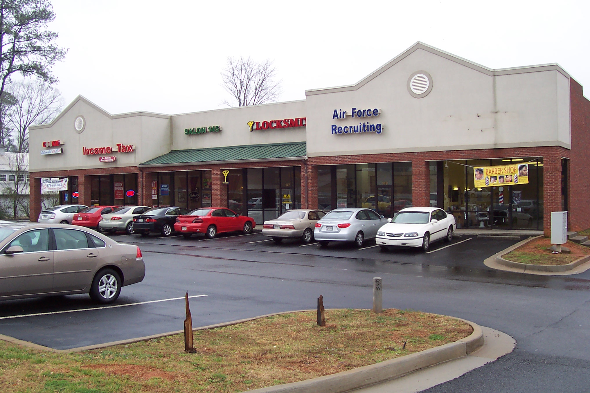 141-167 Jonesboro Rd, Mcdonough, GA for lease Building Photo- Image 1 of 15