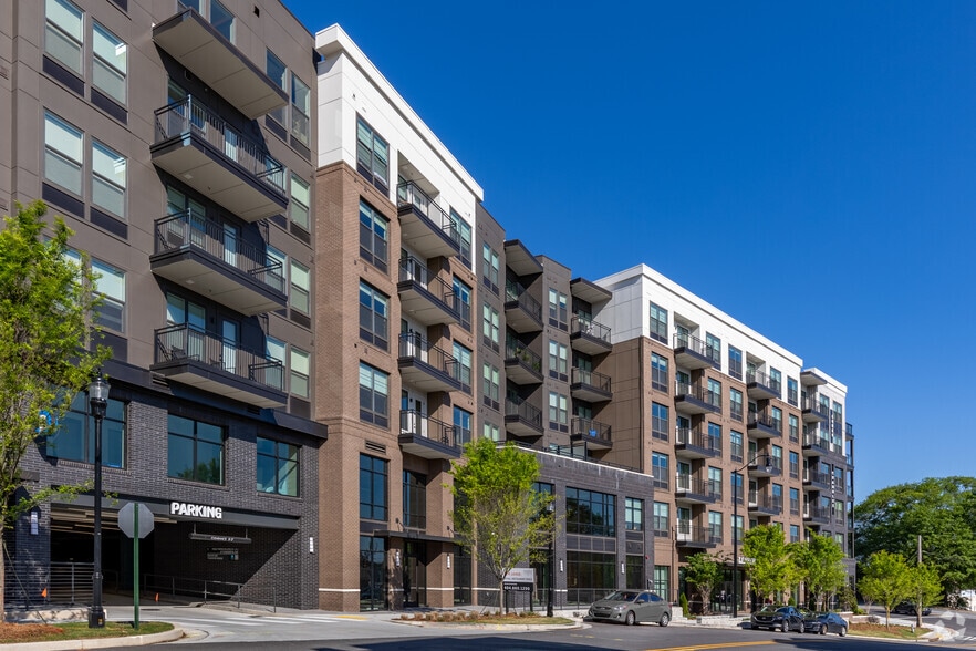 2175 American Way, Chamblee, GA for lease - Building Photo - Image 2 of 4