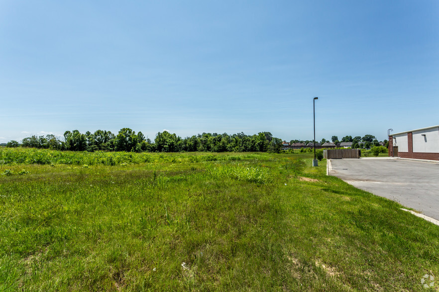 1282 Houston Levee Rd, Cordova, TN for sale - Building Photo - Image 1 of 1