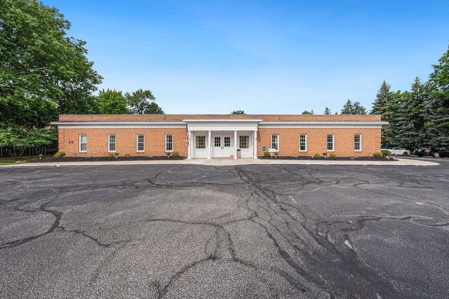 850 Brainard Rd, Highland Heights, OH for lease - Building Photo - Image 3 of 8