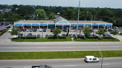 565 E New Circle Rd, Lexington, KY for lease Building Photo- Image 1 of 6
