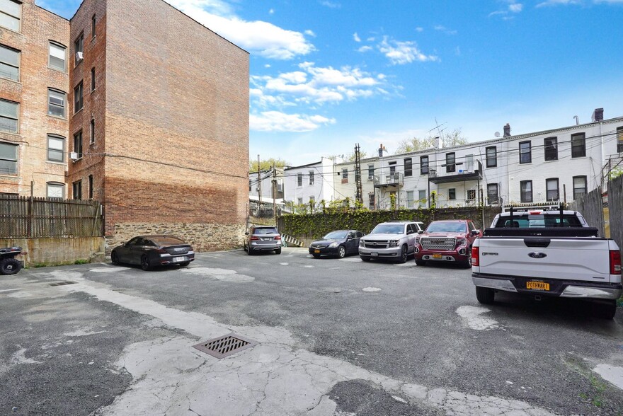 339-341 86th St, Brooklyn, NY for sale - Building Photo - Image 3 of 13