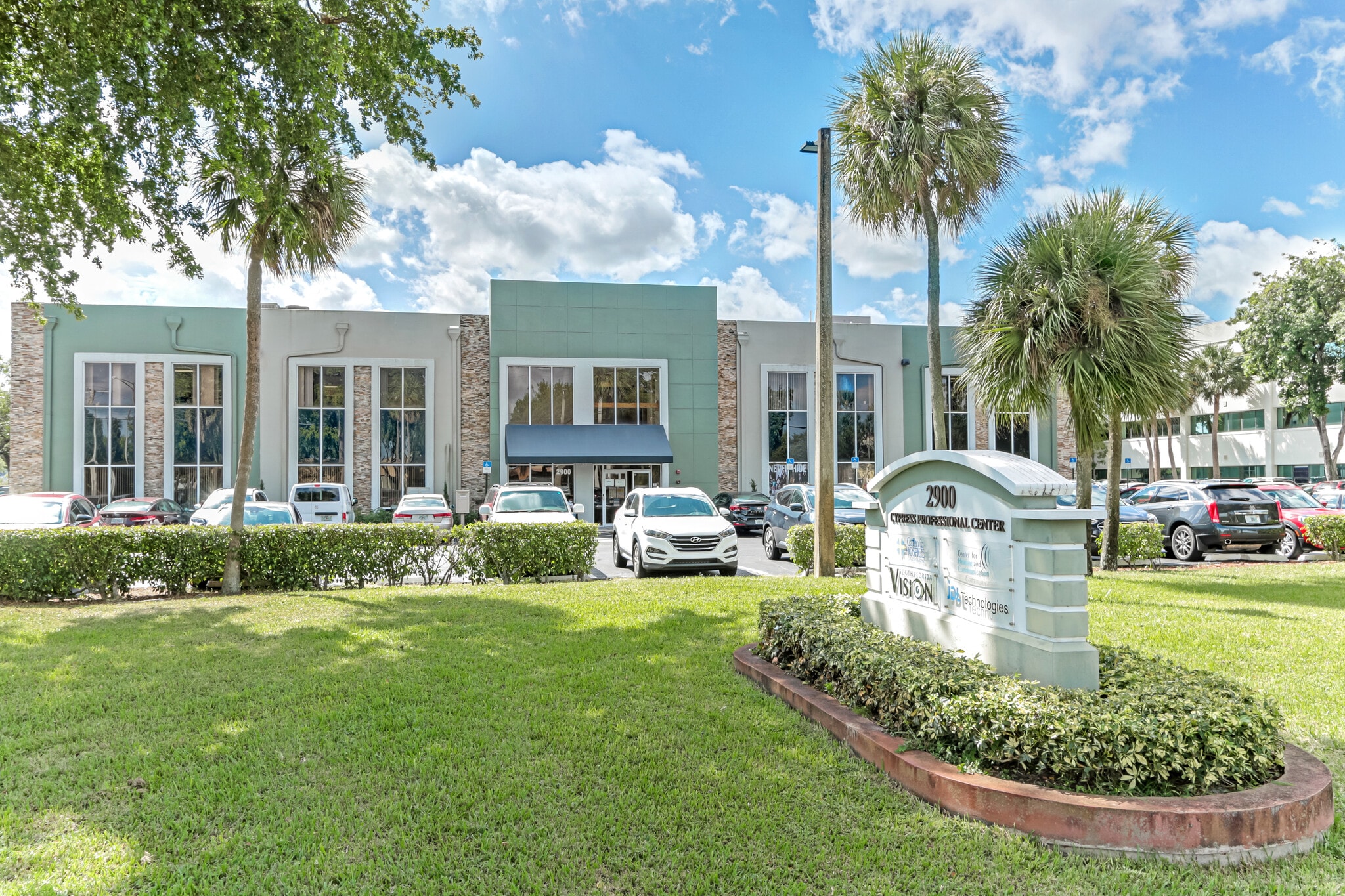 2900 W Cypress Creek Rd, Fort Lauderdale, FL for sale Building Photo- Image 1 of 28