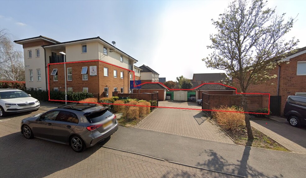 Admirality Close, West Drayton for sale - Primary Photo - Image 1 of 3