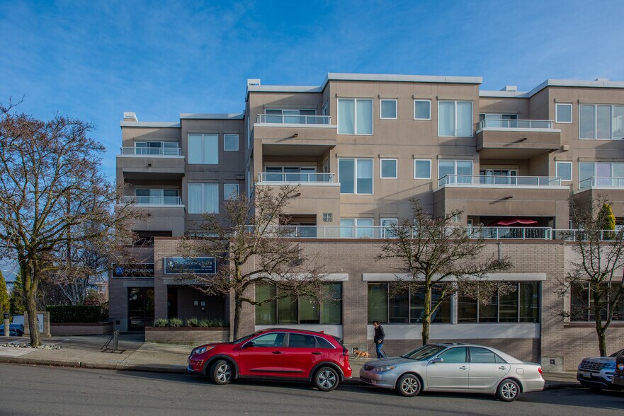 3300 Meridian Ave N, Seattle, WA for lease - Building Photo - Image 1 of 16